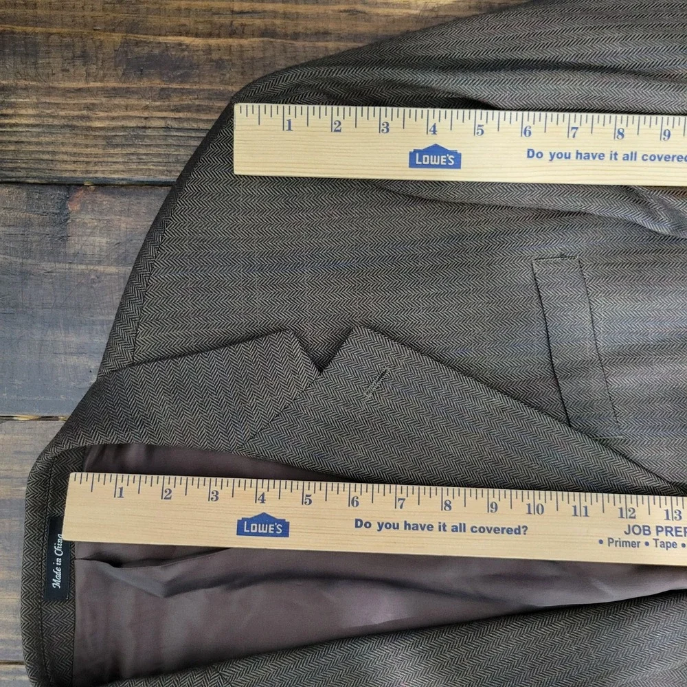 Izod Men's Sport‎ Coat Blazer Two Button Brown Herringbone Plaid Wool Size 44R